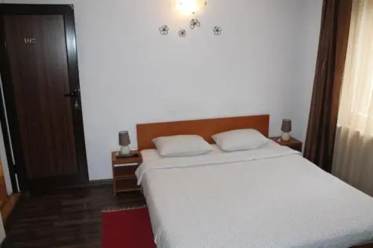 Pension Sinaia - Casa Ta