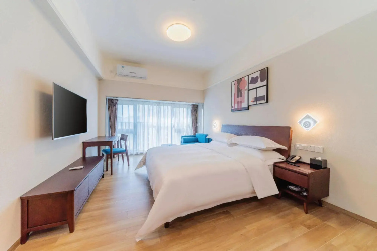 Donghua Apartment