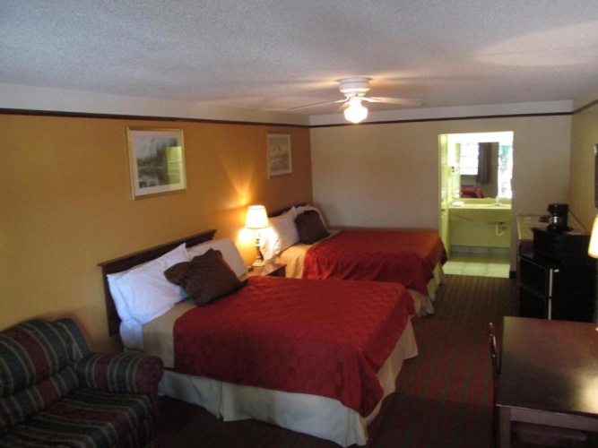 Standard Quadruple room