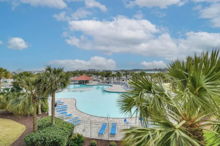 2 Bedrooms Apartment with balcony