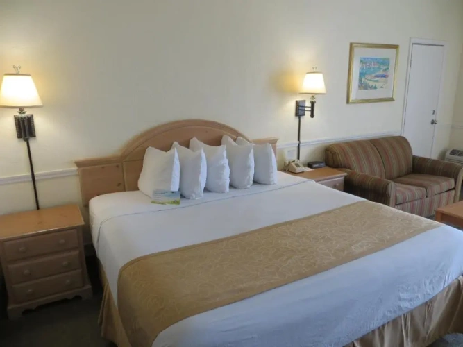 Standard room with ocean view