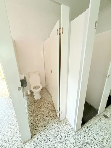 Beach accommodation shared facility