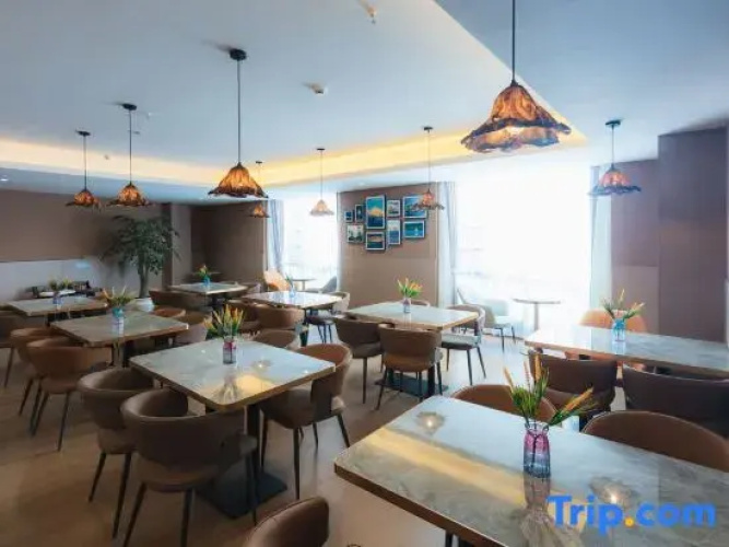Xiangge Boya Hotel (Bus Station)