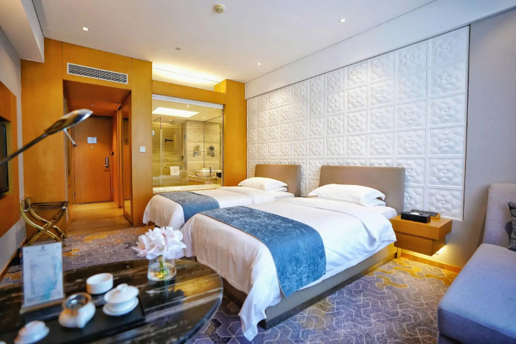 Golden Gulf Hotel
