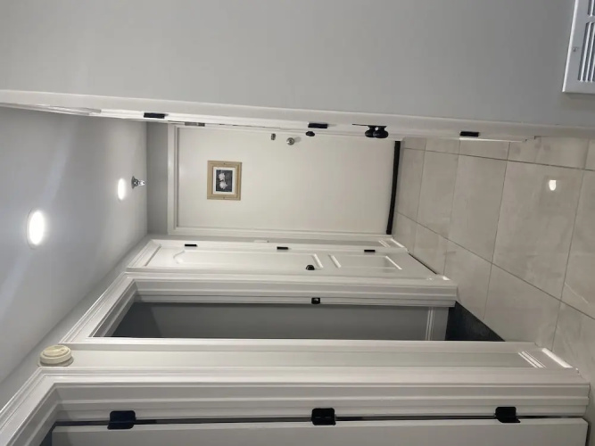 111 3bd 3 Bedroom Condo by RedAwning