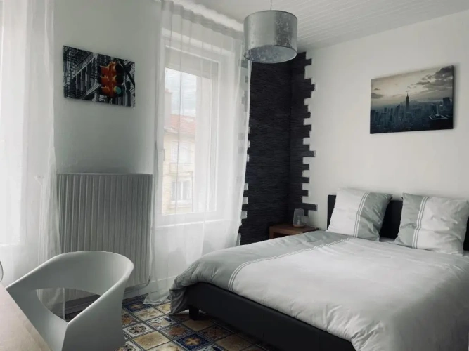 2 Bedrooms Cottage