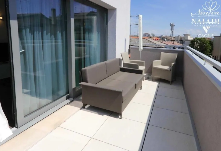 2 Bedrooms Superior Apartment