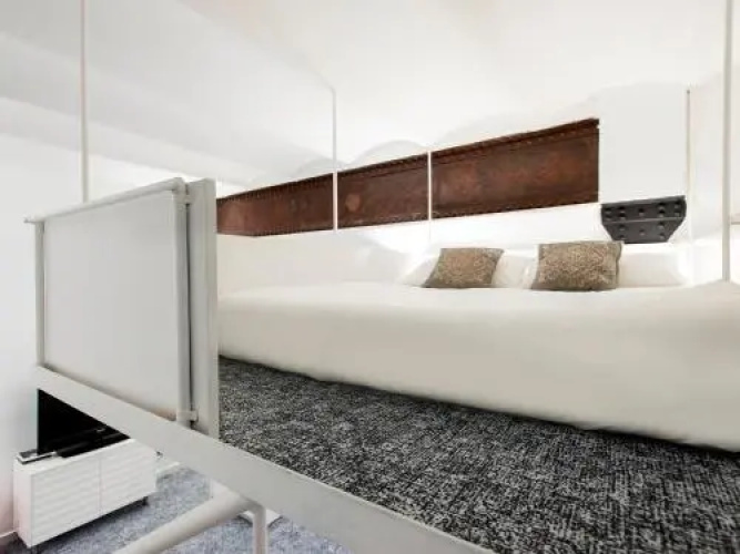 Fewdays Barcelona Apartments