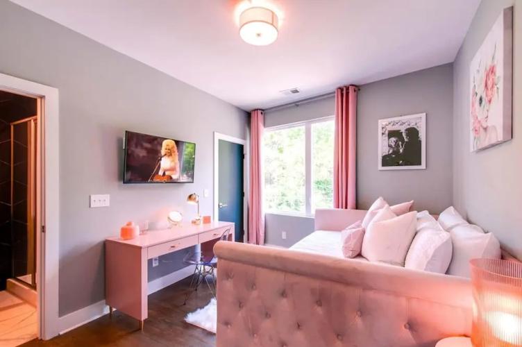 Going Fast Dollys Dream 12 Beds