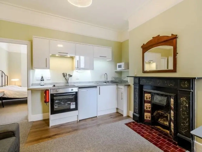 Comfort Double Basement Apartment