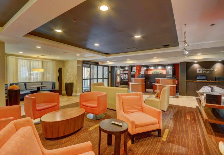 Courtyard by Marriott Lafayette Airport