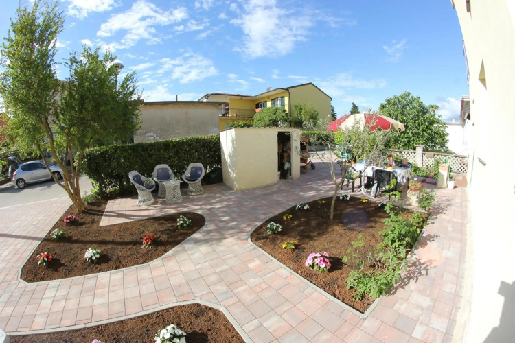 Apartments Neno