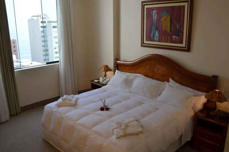 Miraflores Colon Hotel