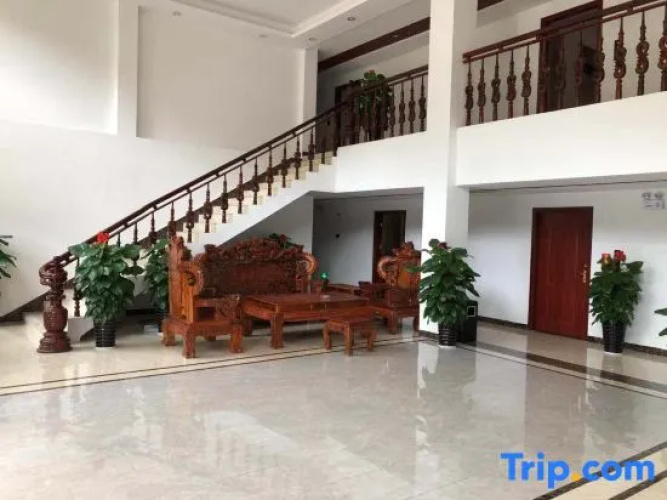 Guicun River Hotel
