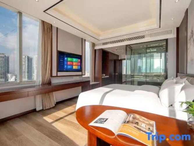 2 Bedrooms Deluxe Family Suite