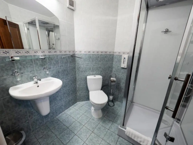 Standard Single Suite