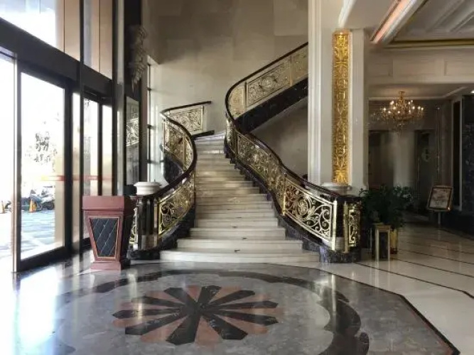 Phoenix Hotel
