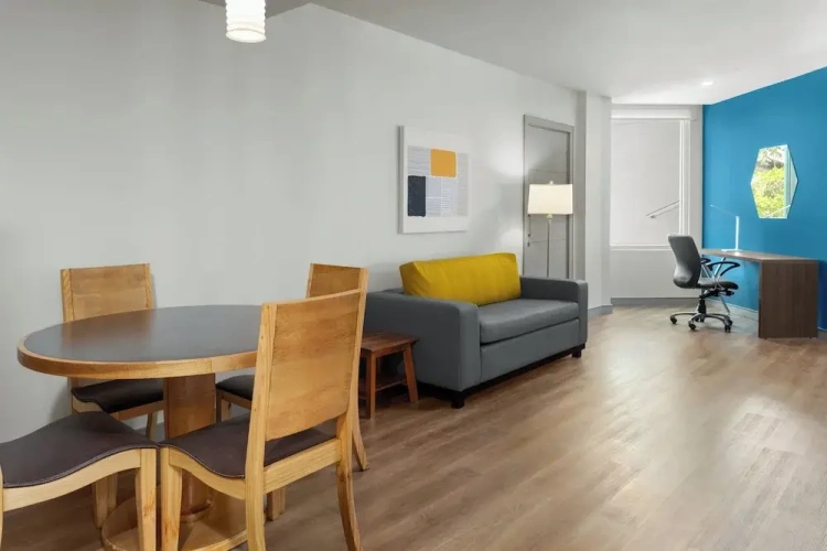 Double Suite