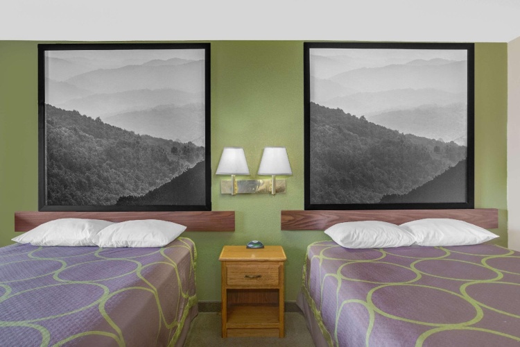 Quadruple Suite