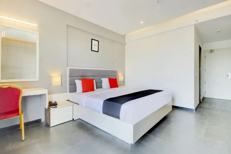 Hotel Dwarwata by OYO Rooms