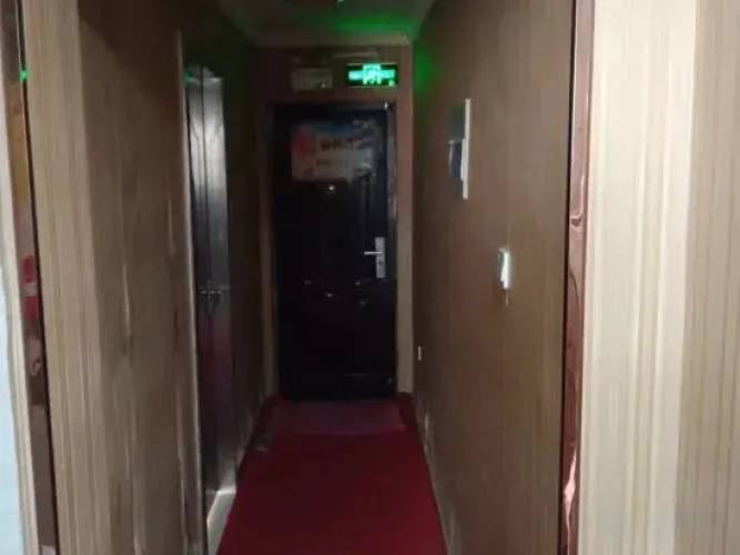 Luntai Bauhinia Hotel