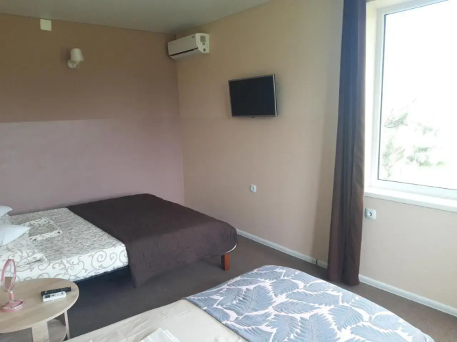 Hotel Jonik Land