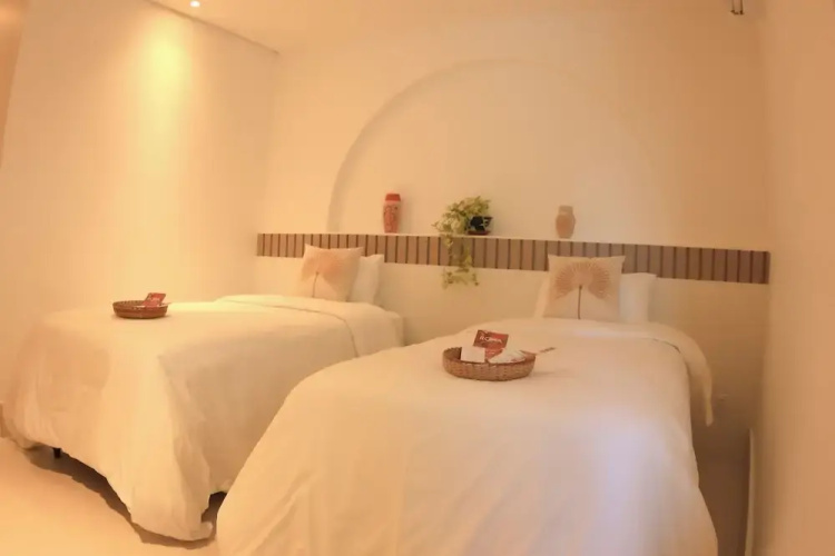 Roka Hotel Boutique