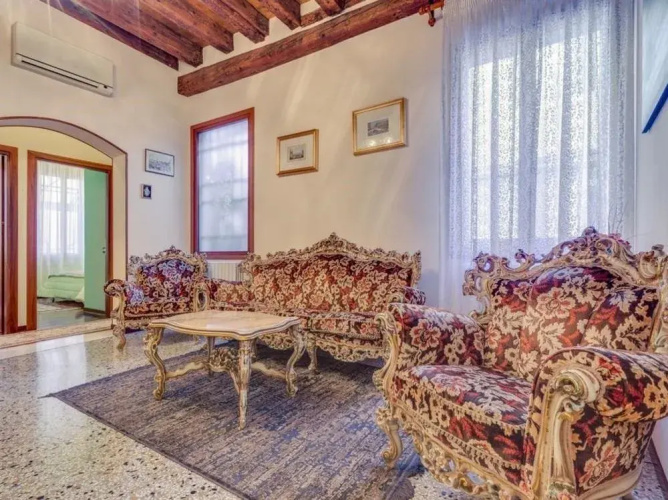 San Moisè Luxury Apartment