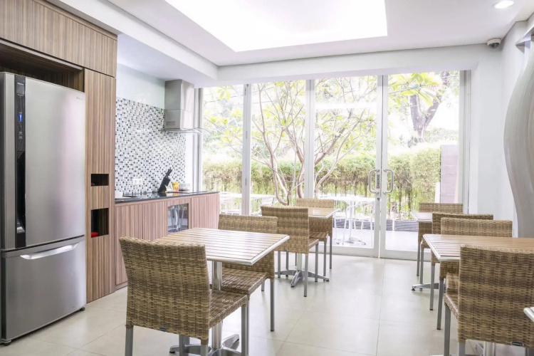 Airy Blok M Sampit