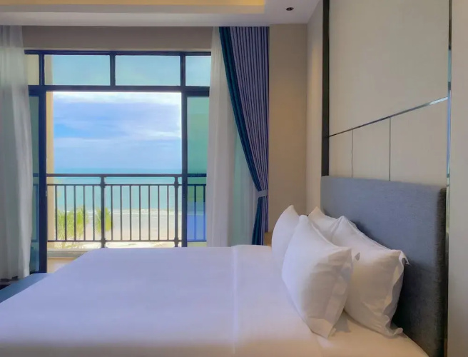 Donghu Resort Hotel