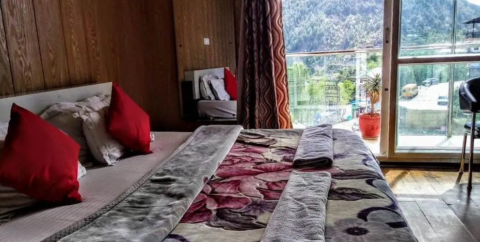 OYO 7024 Hotel Vakratunda