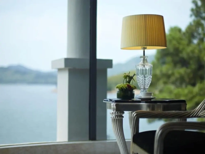 Deluxe Twin room with lake view