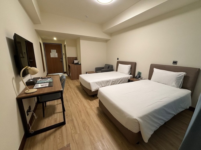 Deluxe Twin room with balcony