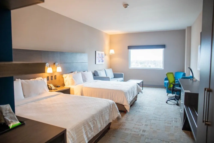 Quadruple Suite