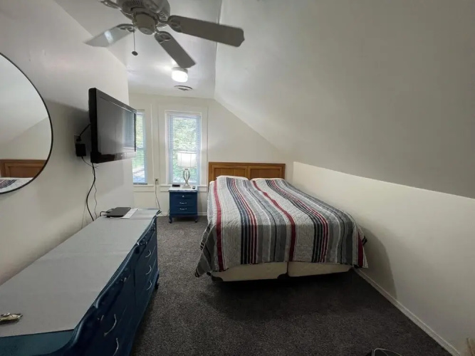 Bayard Avenue 707