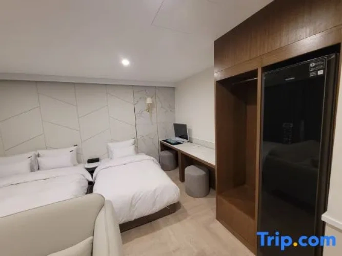 Grand Triple Suite