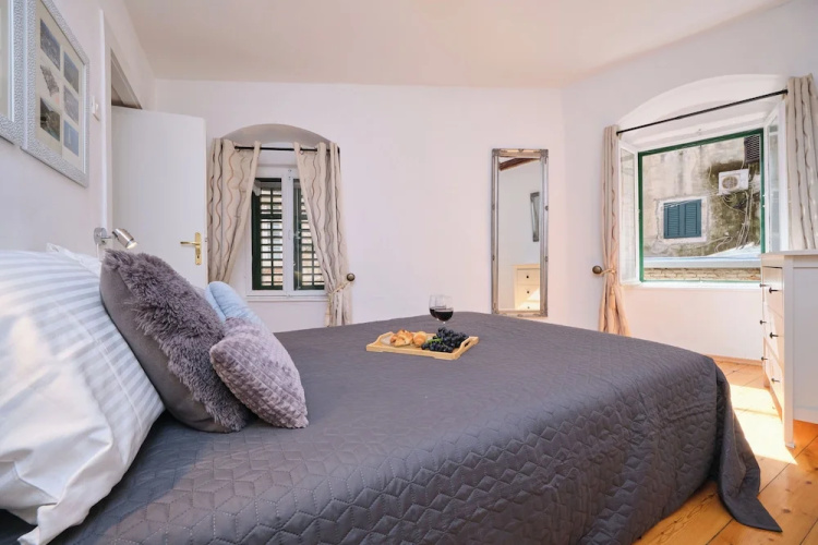 Apartment Galeriana Palace by Litto