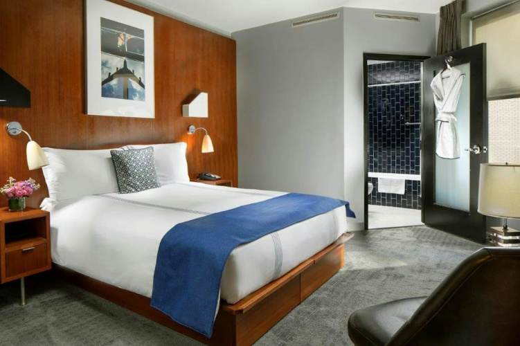 6 Columbus Central Park Hotel