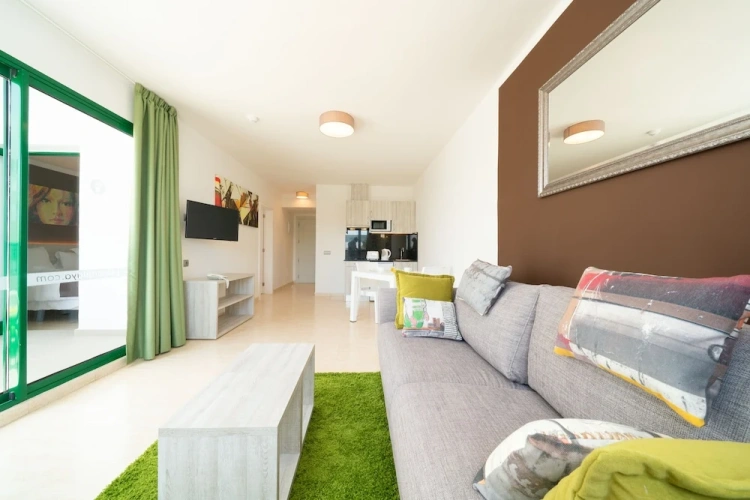 1 Bedroom Apartment with balcony and with sea view