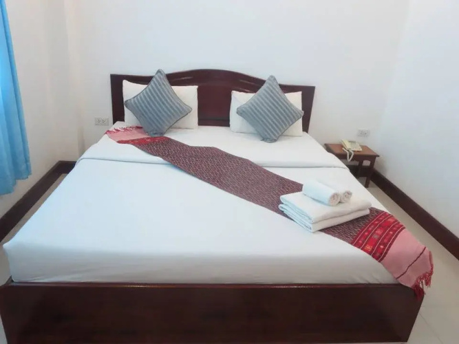 Ladtana Phetarmonchai Hotel