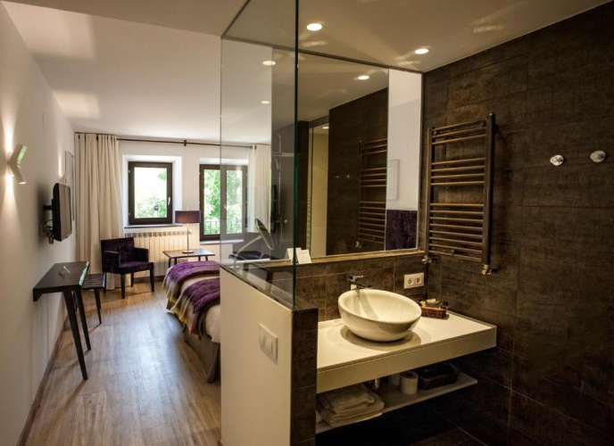 Standard Double room with garden view
