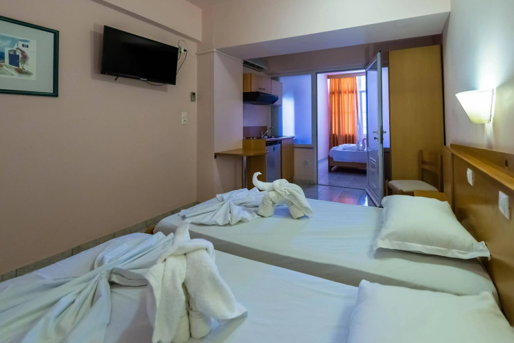 ILIOS APARTHOTEL(Tigaki)
