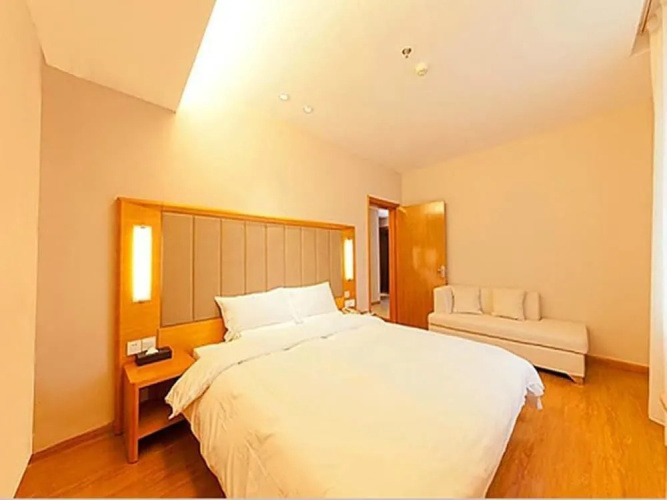 Hanting Seasons Hotel