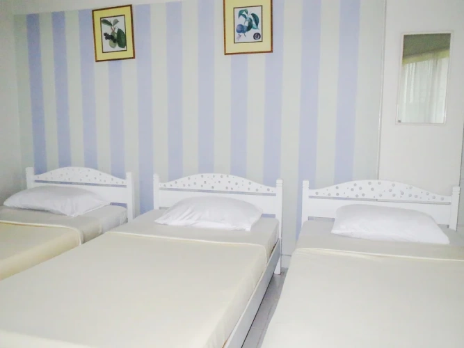 Standard Triple room with balcony