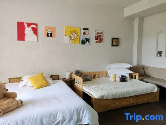 2 Bedrooms Suite with balcony