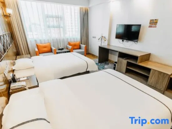 Deluxe Suite