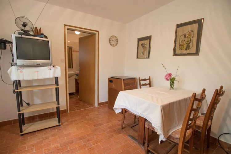 Apartments Tugomila