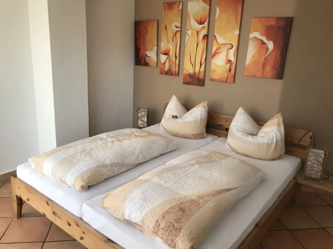 2 Bedrooms Apartment
