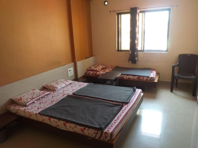 Standard Quintuple room