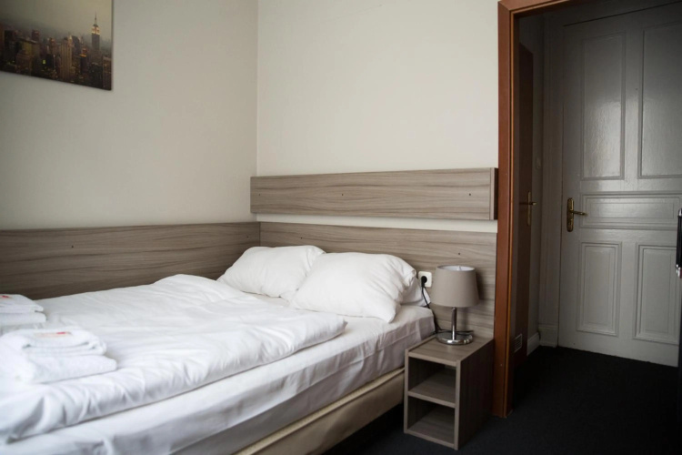 City Hotel